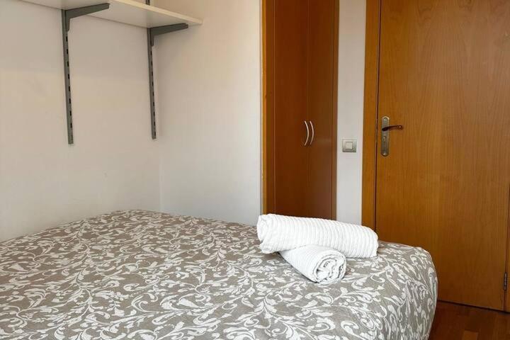 Private Rooms Near Las Ramblas Barcelona Kültér fotó