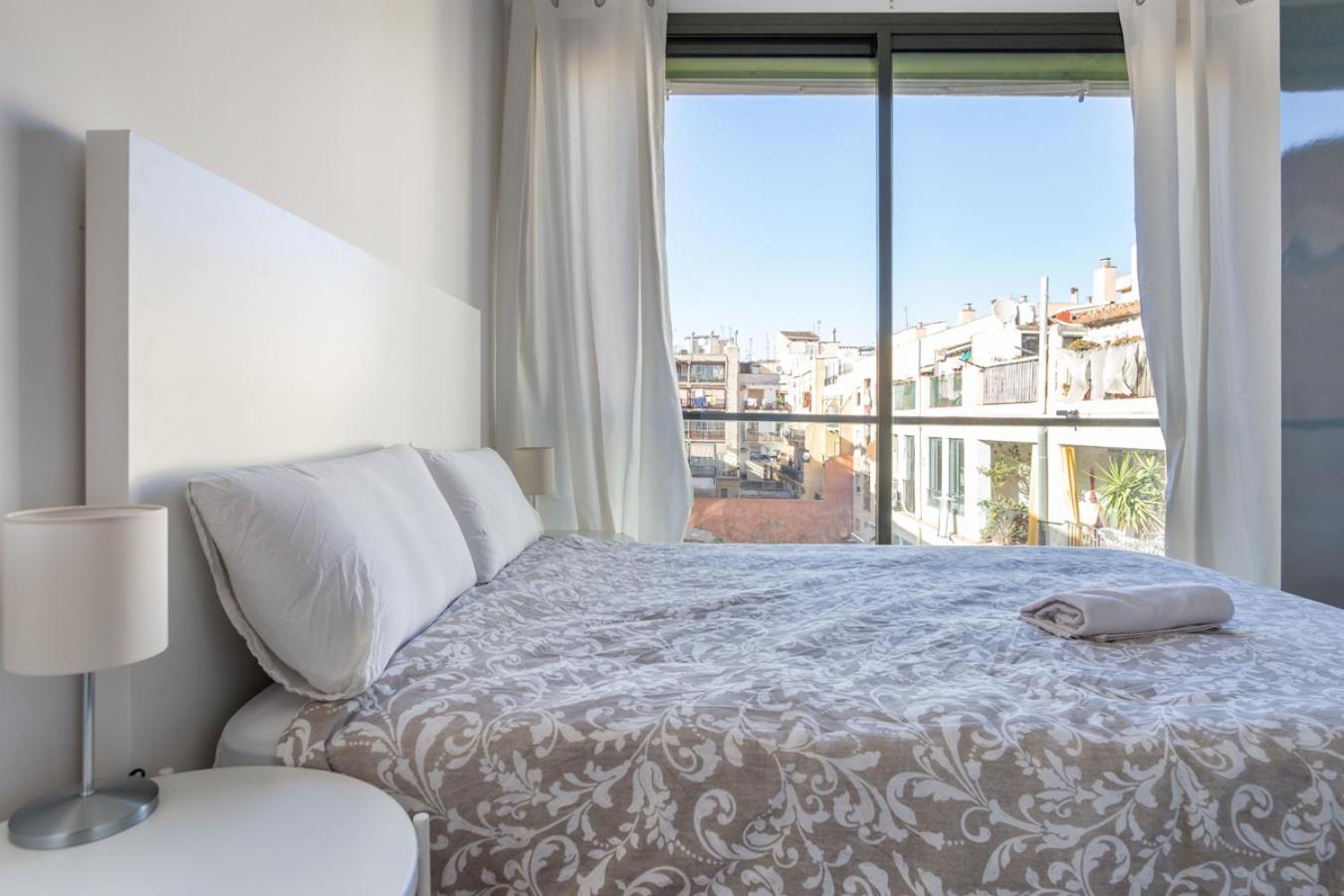 Private Rooms Near Las Ramblas Barcelona Kültér fotó
