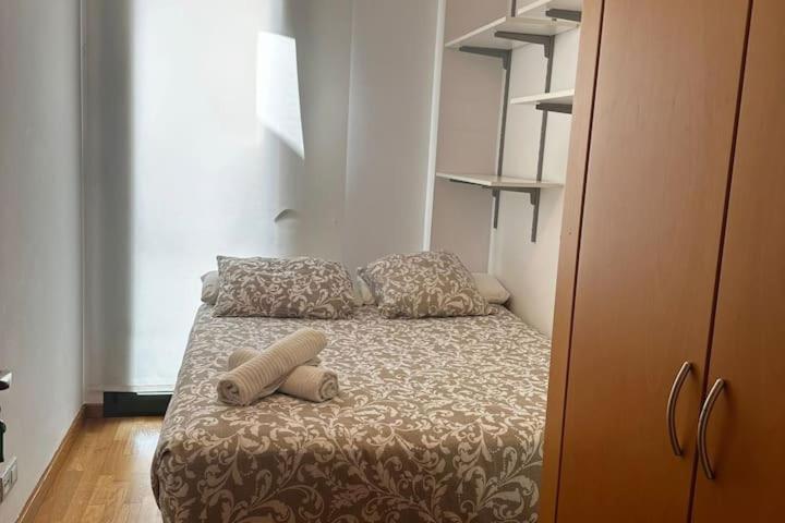 Private Rooms Near Las Ramblas Barcelona Kültér fotó